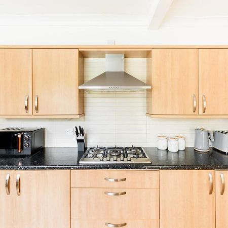 Beautiful 6 Bedroom House For 17 Guests Next To Edgbaston Stadium 伯明翰 外观 照片