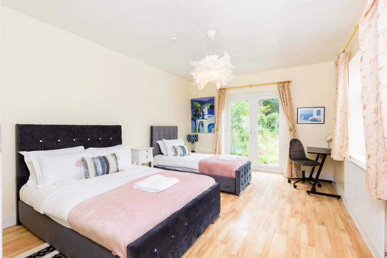 Beautiful 6 Bedroom House For 17 Guests Next To Edgbaston Stadium 伯明翰 外观 照片