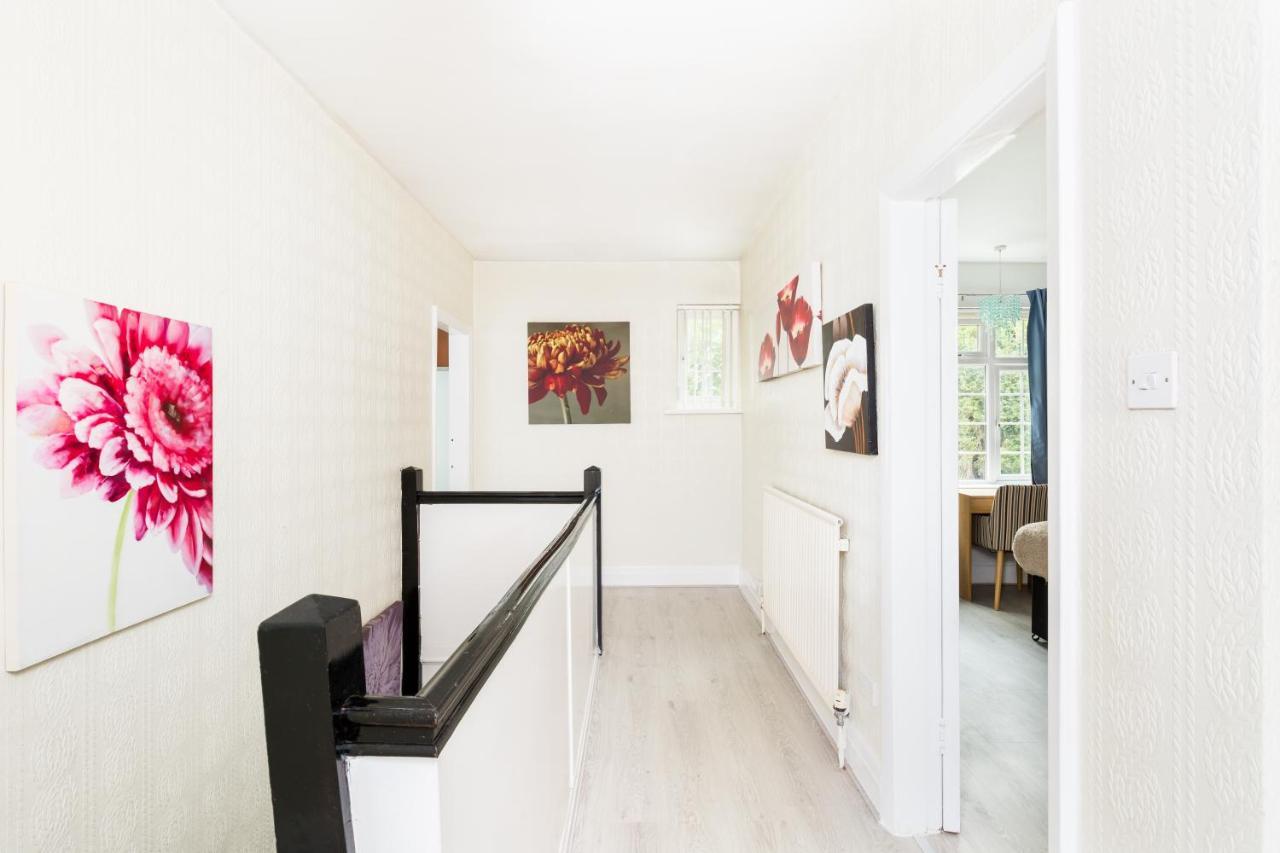Beautiful 6 Bedroom House For 17 Guests Next To Edgbaston Stadium 伯明翰 外观 照片
