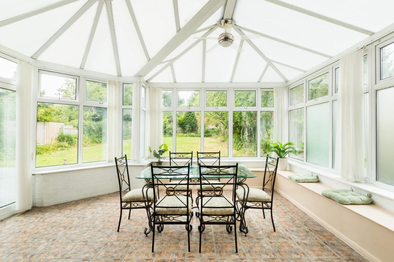 Beautiful 6 Bedroom House For 17 Guests Next To Edgbaston Stadium 伯明翰 外观 照片