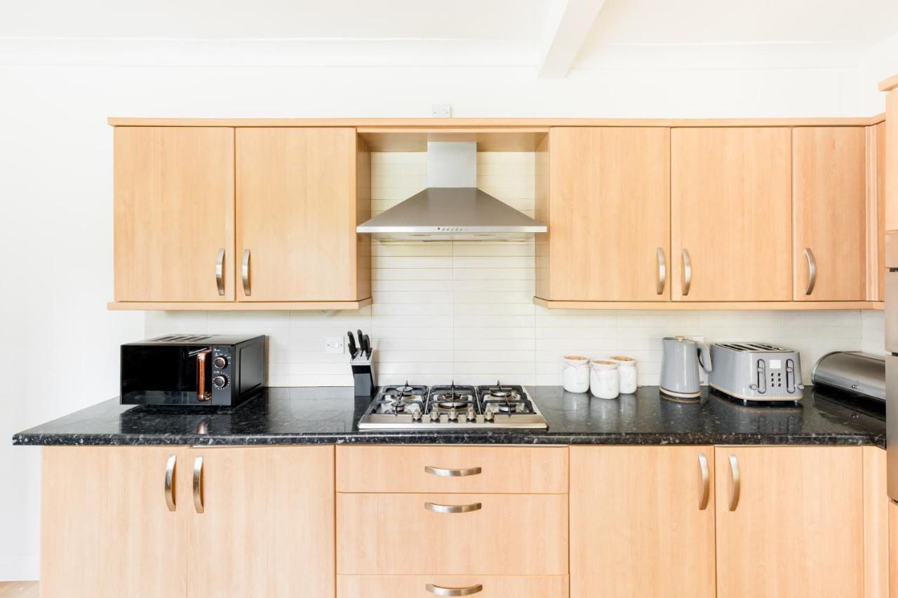 Beautiful 6 Bedroom House For 17 Guests Next To Edgbaston Stadium 伯明翰 外观 照片