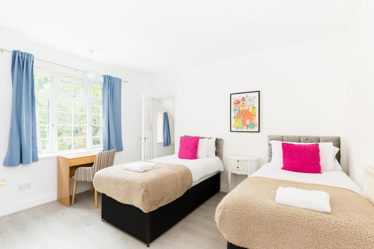 Beautiful 6 Bedroom House For 17 Guests Next To Edgbaston Stadium 伯明翰 外观 照片